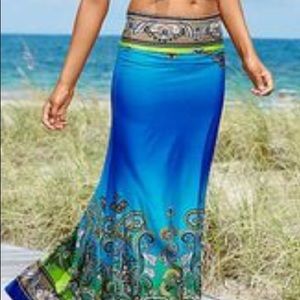 Maxi skirt. Never worn!!